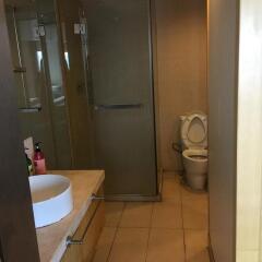 Отель Guangzhou JINXIN HOUSE -Hotel Service Apartment Китай, Гуанчжоу - отзывы, цены и фото номеров - забронировать отель Guangzhou JINXIN HOUSE -Hotel Service Apartment онлайн ванная фото 2