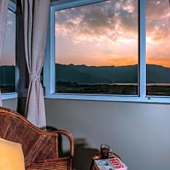 Отель Zostel Pokhara Непал, Покхара - отзывы, цены и фото номеров - забронировать отель Zostel Pokhara онлайн балкон