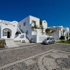 Отель Mediterranean Beach Palace Hotel Греция, Остров Санторини - отзывы, цены и фото номеров - забронировать отель Mediterranean Beach Palace Hotel онлайн парковка