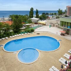 Отель Palm Beach Hotel- All Inclusive Болгария, Золотые пески - отзывы, цены и фото номеров - забронировать отель Palm Beach Hotel- All Inclusive онлайн бассейн