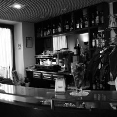 Hotel La Spia D'Italia Сольферино гостиничный бар