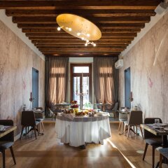 Отель Riva del Vin Boutique Hotel Италия, Венеция - отзывы, цены и фото номеров - забронировать отель Riva del Vin Boutique Hotel онлайн питание