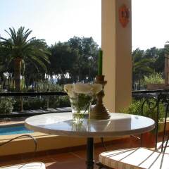 Hotel Bahía балкон