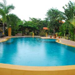 Отель Baanbali Beach Resort Таиланд, Пак-Нам-Пран - отзывы, цены и фото номеров - забронировать отель Baanbali Beach Resort онлайн бассейн