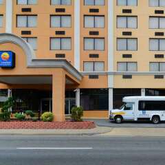 Отель Quality Inn & Suites New York Avenue городской автобус