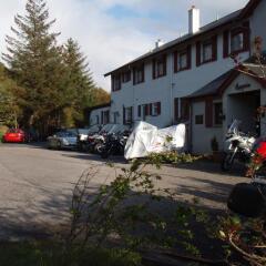 Отель Gairloch Highland Lodge парковка