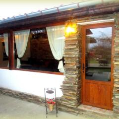 Отель Saint George Guest House Болгария, Шумен - отзывы, цены и фото номеров - забронировать отель Saint George Guest House онлайн вид на фасад