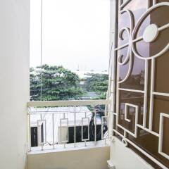 Отель RedDoorz near Tan Son Nhat Airport 3 балкон