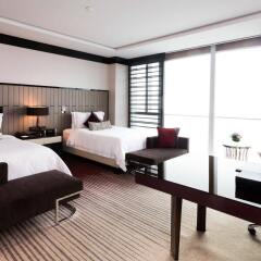 Four Seasons Hotel Shanghai at Pudong комната для гостей фото 7