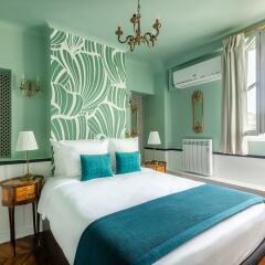 Отель Luxury 2 Bedroom With AC - Louvre & Champs Elysees Париж комната для гостей фото 5