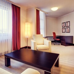 Crowne Plaza Bratislava, an IHG Hotel in Bratislava, Slovakia from 163$, photos, reviews - zenhotels.com guestroom