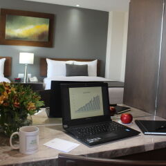 Eco Hotel Guadalajara Expo интерьер отеля