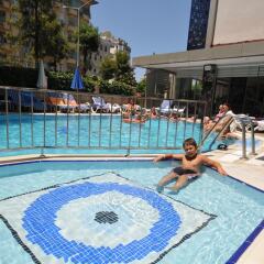 Kleopatra Micador Hotel детские мероприятия
