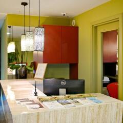 Отель HOF Hotel Литва, Каунас - 5 отзывов об отеле, цены и фото номеров - забронировать отель HOF Hotel онлайн интерьер отеля фото 3