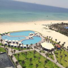 Отель Golden Peak Resort & Spa Камрань пляж