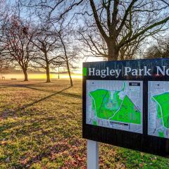 Отель Parkview On Hagley спортивное сооружение