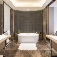 DoubleTree by Hilton Hotel Shenzhen Longhua сауна