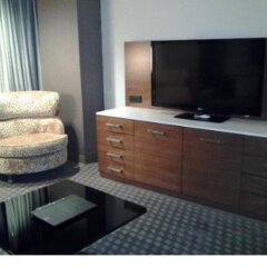 Отель Hilton Columbus Downtown США, Колумбус - отзывы, цены и фото номеров - забронировать отель Hilton Columbus Downtown онлайн удобства в номере
