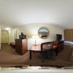 Quality Inn in White Hall, United States of America from 75$, photos, reviews - zenhotels.com guestroom