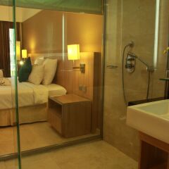 Novotel Surabaya Hotel ванная