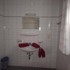 Отель Haus Romana Австрия, Хохгургль - отзывы, цены и фото номеров - забронировать отель Haus Romana онлайн ванная