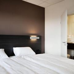 Antwerp Harbour Hotel сейф в номере