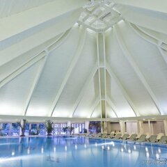 Отель Danubius Health Spa Resort Heviz Венгрия, Хевиз - 5 отзывов об отеле, цены и фото номеров - забронировать отель Danubius Health Spa Resort Heviz онлайн бассейн