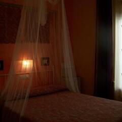 Hotel Prats Рибес-де-Фресер сейф в номере