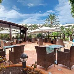 Отель Barceló Corralejo Bay - Только для взрослых бассейн фото 2