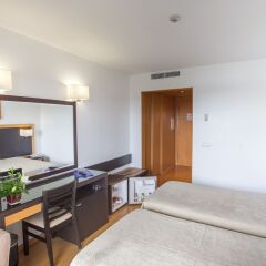 Отель Antillia Hotel Португалия, Понта-Делгада - отзывы, цены и фото номеров - забронировать отель Antillia Hotel онлайн комната для гостей фото 4