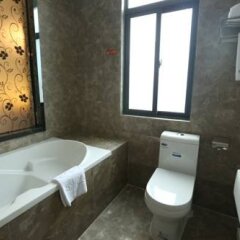 Отель Xiamen Jingbang Hotel Китай, Сямынь - отзывы, цены и фото номеров - забронировать отель Xiamen Jingbang Hotel онлайн ванная фото 2