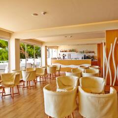 Hotel Spa Flamboyan Caribe гостиничный бар