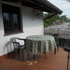 Отель Agriturismo La Casa Del Ghiro Пимонт балкон