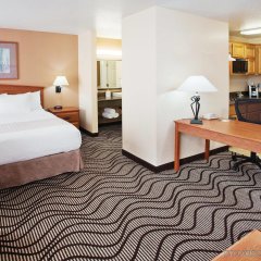La Quinta Inn & Suites by Wyndham Las Vegas Red Rock in Las Vegas, United States of America from 226$, photos, reviews - zenhotels.com