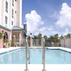 Отель Best Western Airport Inn & Suites с домашними животными