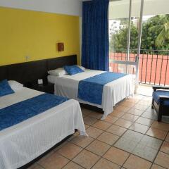 Отель San Marino Vallarta Centro Beach Front Пуэрто-Вальярта комната для гостей фото 4