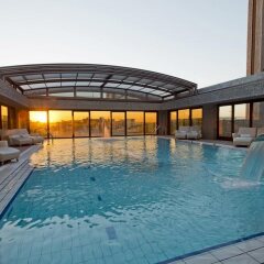 Отель Hilton Madrid Airport Мадрид бассейн фото 3