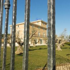 Отель Villa Michelangelo Ситта-Сант-Анджело