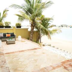 Отель Dream Inn Dubai - Palm Villa Frond O бассейн фото 2