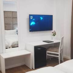 Отель Ramel Hotel Албания, Тирана - отзывы, цены и фото номеров - забронировать отель Ramel Hotel онлайн удобства в номере