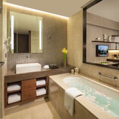 Отель Ascott Raffles City Chengdu ванная