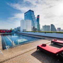 Отель Furama Silom, Bangkok бассейн фото 2
