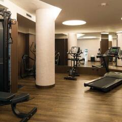 Отель Pestana Porto- A Brasileira City Center & Heritage Building Португалия, Порту - отзывы, цены и фото номеров - забронировать отель Pestana Porto- A Brasileira City Center & Heritage Building онлайн фитнесс-зал