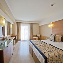 Отель Trendy Aspendos Beach - All Inclusive Сиде комната для гостей фото 2
