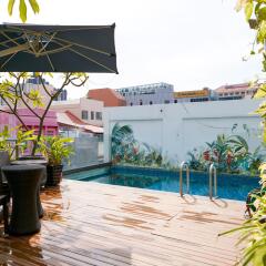 Hotel Clover 5 HongKong Street бассейн