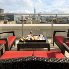 Отель Novotel London Blackfriars балкон