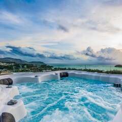 Отель The View Phuket бассейн фото 3