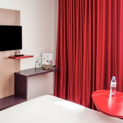 Отель ibis Styles Nice Aéroport Arenas Франция, Ницца - 8 отзывов об отеле, цены и фото номеров - забронировать отель ibis Styles Nice Aéroport Arenas онлайн удобства в номере