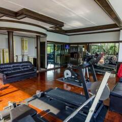 Town In Town Hotel Pattaya Паттайя фитнесс-зал
