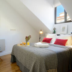 Апартаменты Aspasios San Mateo Boutique Apartments комната для гостей фото 3